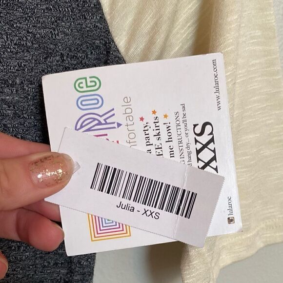 NWT LuLaRoe Gray and Cream Julia Dress Size XXS - Picture 2 of 3